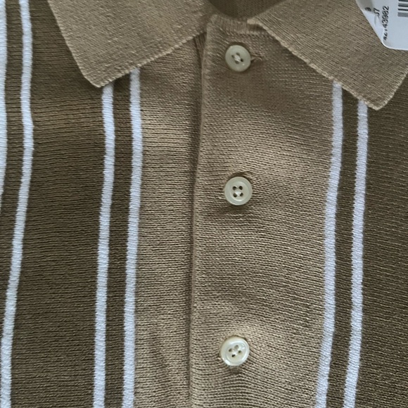 Men’s NWT American Eagle Outfitters short sleeve polo sweater shirt - Picture 2 of 3